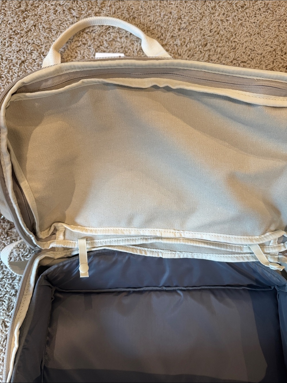 Lo & Sons Canvas Weekender Duffel Bag in Light Beige - Picture 13 of 13